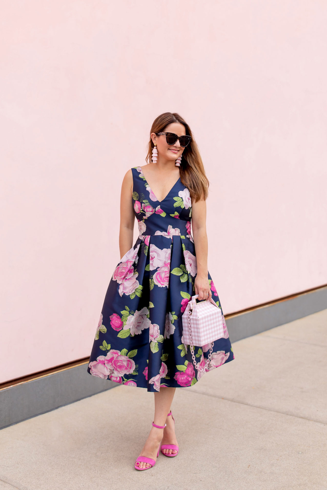 Pink and Flare  Fashion, Dressy outfits, Fashion dresses