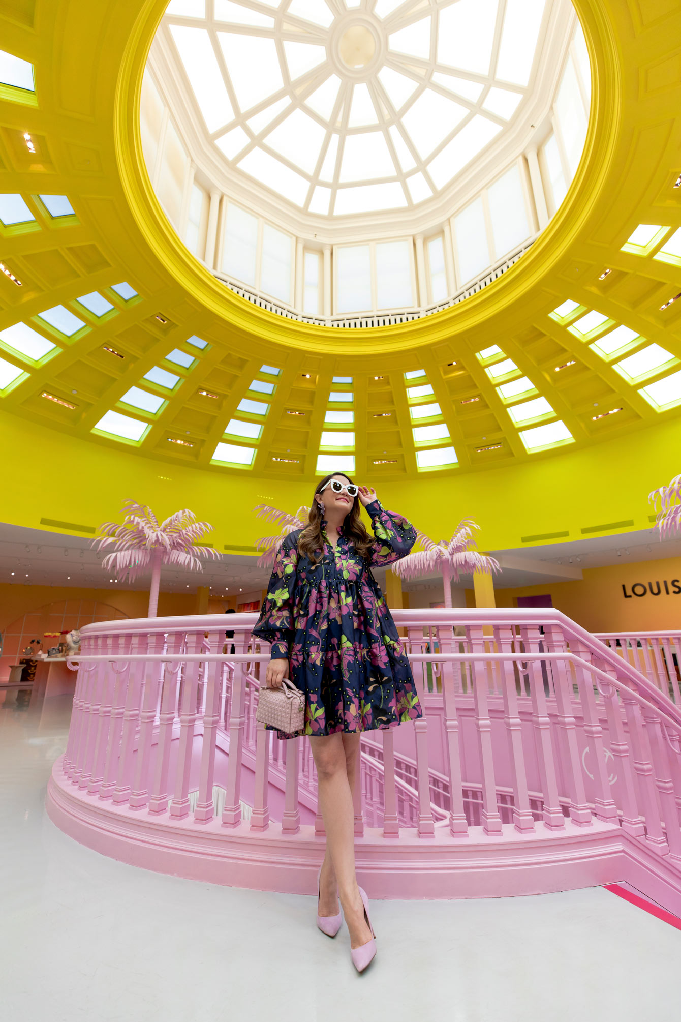 Jennifer Loves 💋 on Instagram: Louis Vuitton spring in the city