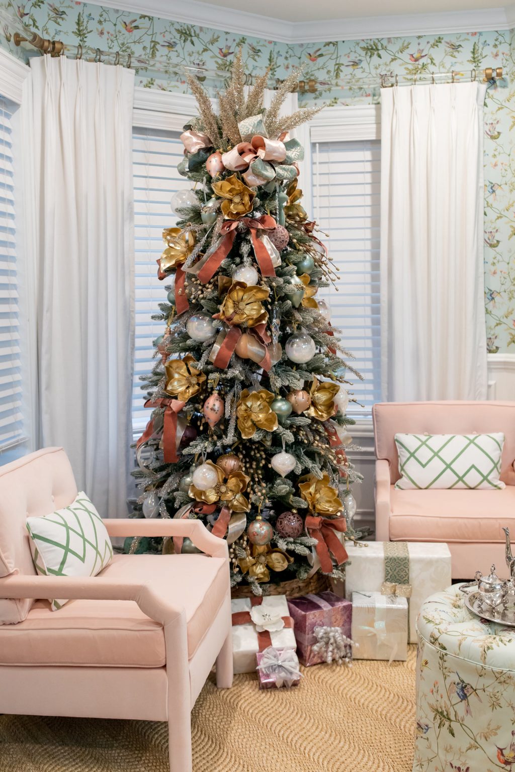 The Best Flocked Christmas Trees | Flocked Christmas Tree